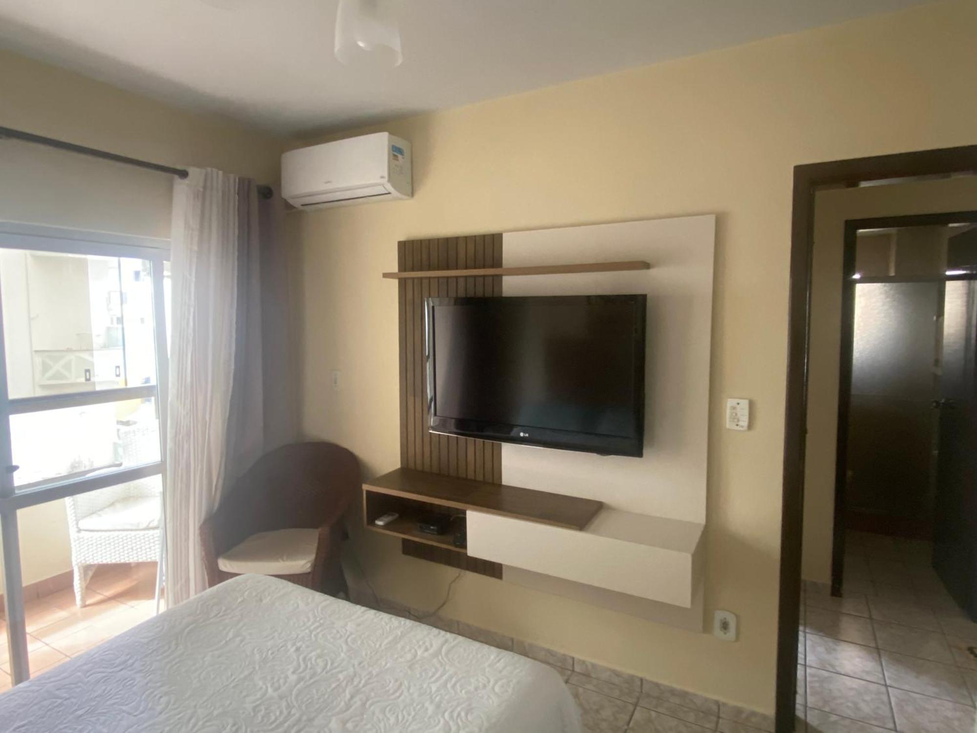 Apartamento Av. Brasil A 50m Do Mar Apartamento